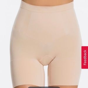 Spanx OnCore Mid Thigh Sculpt Short - NWT!